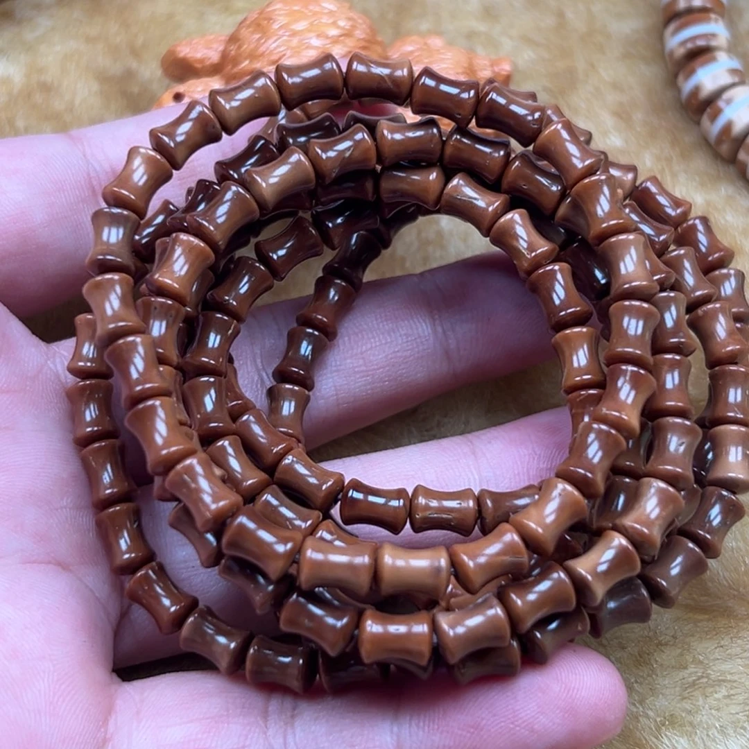 大叶紫檀（黑酸枝木类）