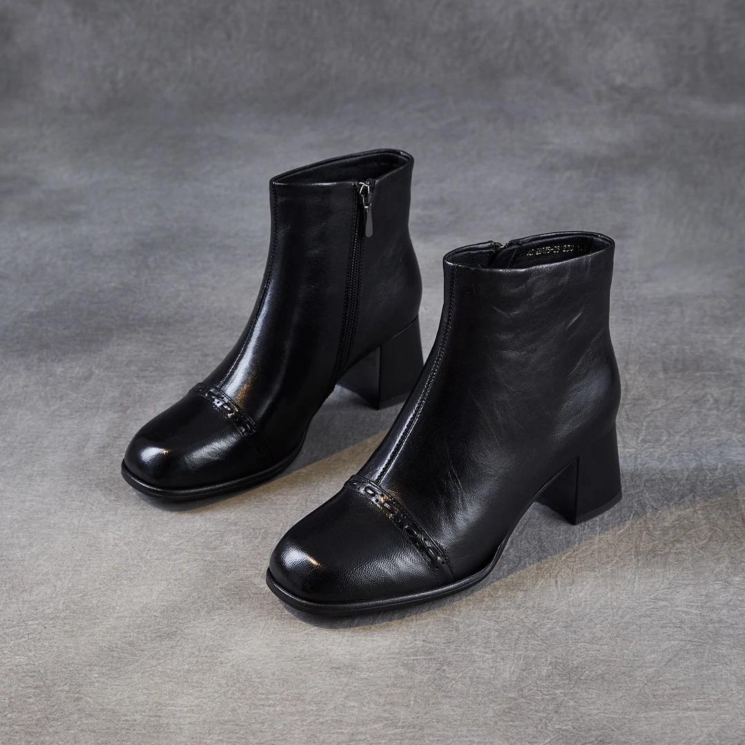 轻奢羊皮短靴女粗跟厚底2025新款秋冬气质显瘦加绒靴子英伦马丁靴