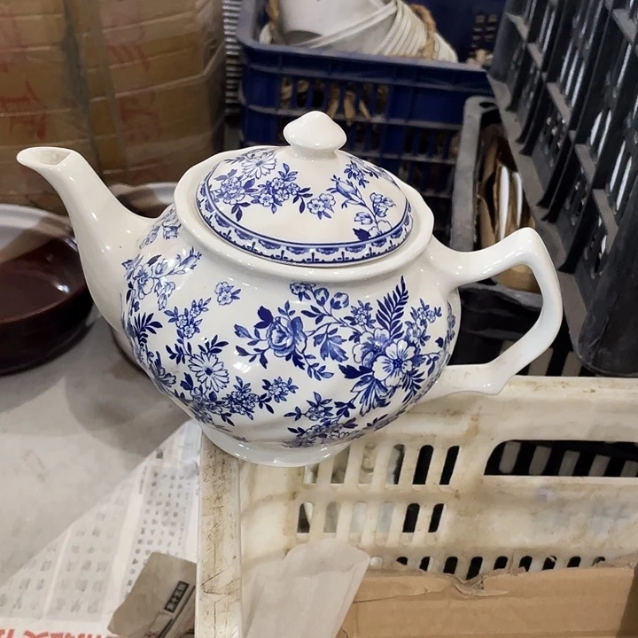 瓷片釉中彩咖啡壶一个 独孔 微瑕