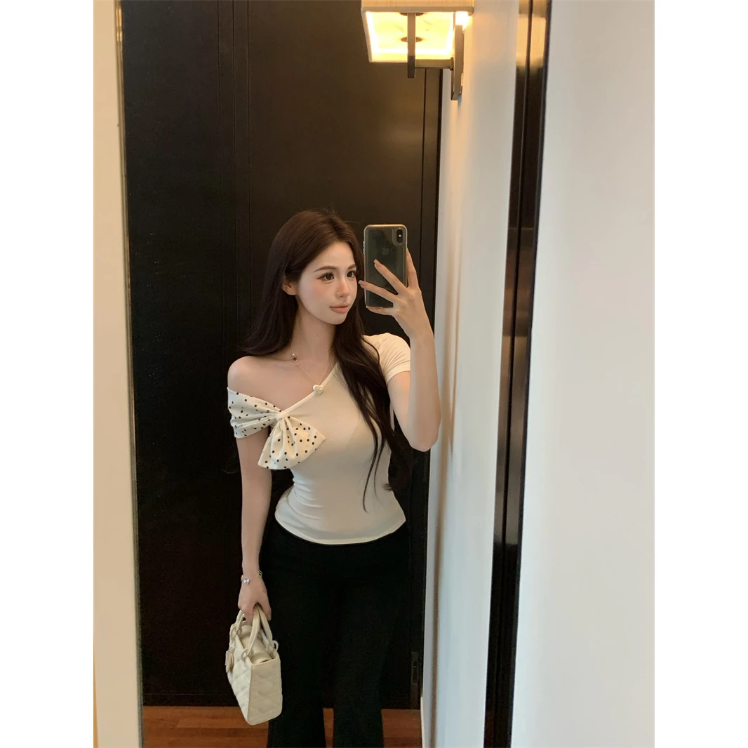 法式气质蝴蝶结波点小众短袖t恤女夏小个子纯欲露肩修身显瘦上衣