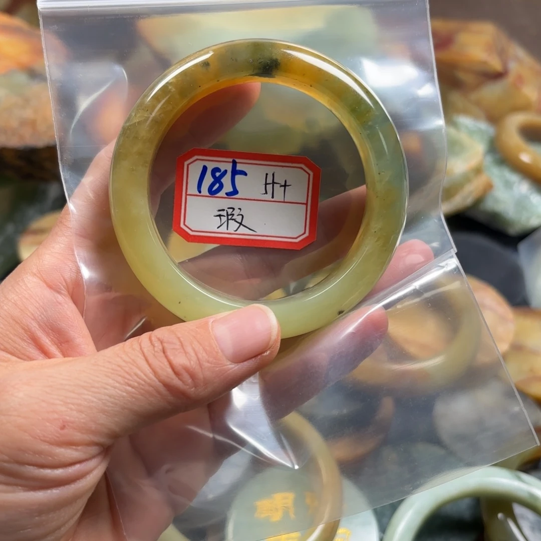 天***蓝蛇纹石玉未镶嵌手镯