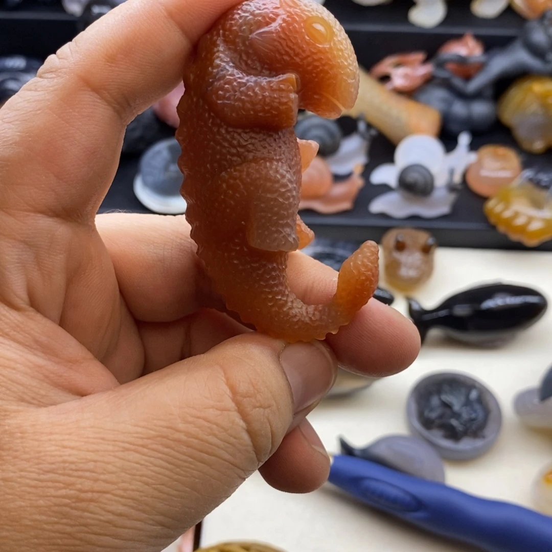 玛瑙/玉髓未镶嵌摆件手把件龙宝宝