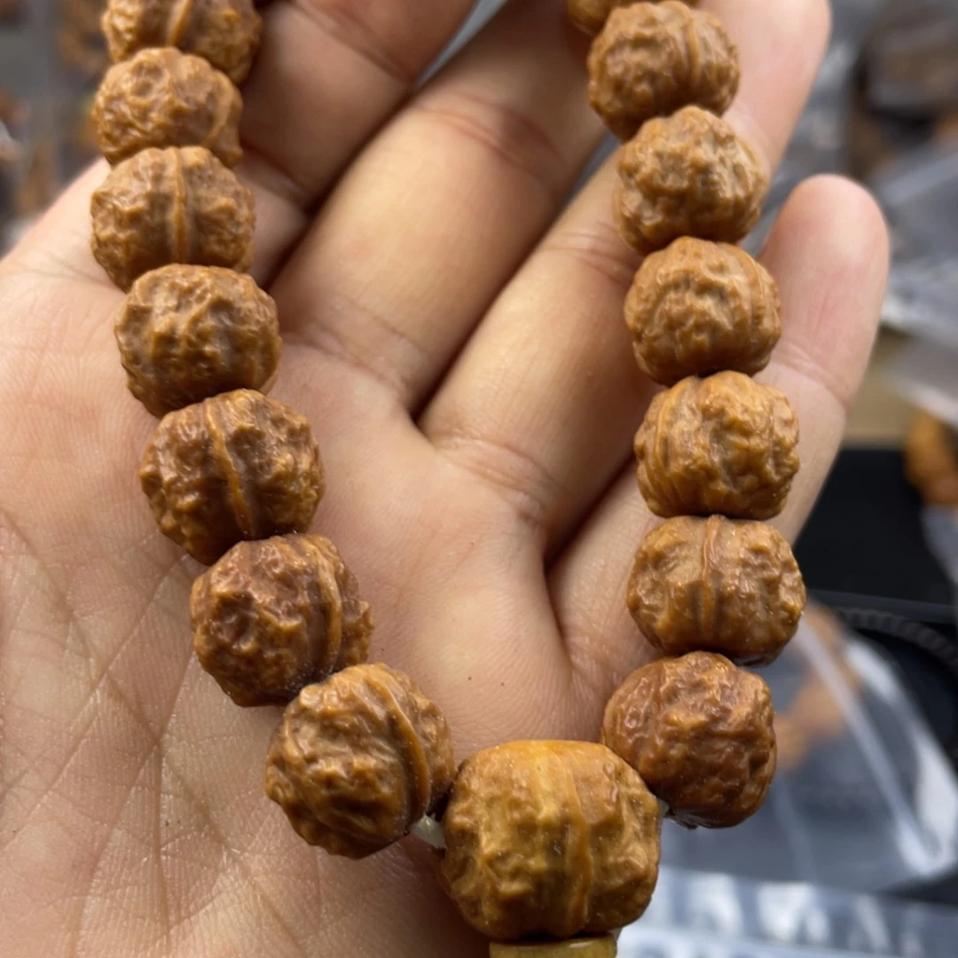 猴头核桃吊坠嗯、不