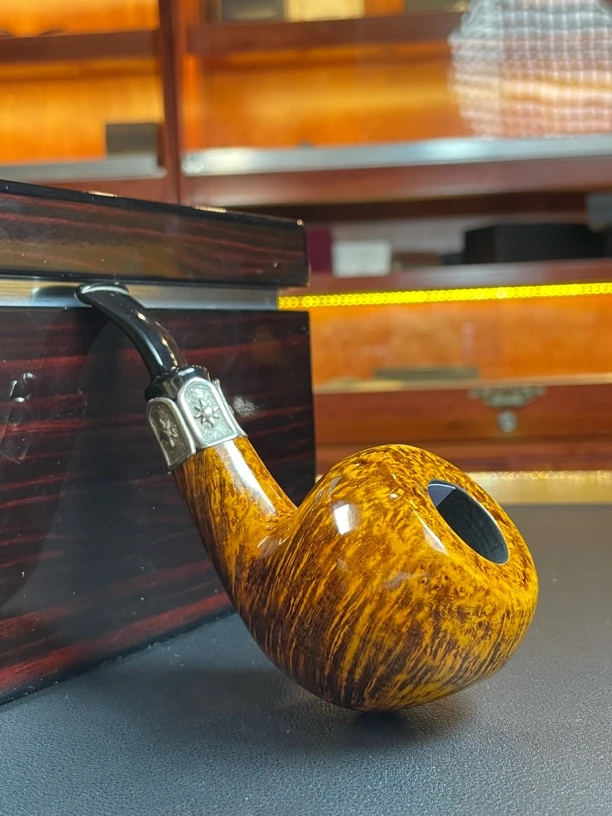 丹麦吉普森典藏4石楠木手工烟斗（内径21.2斗深42.5）