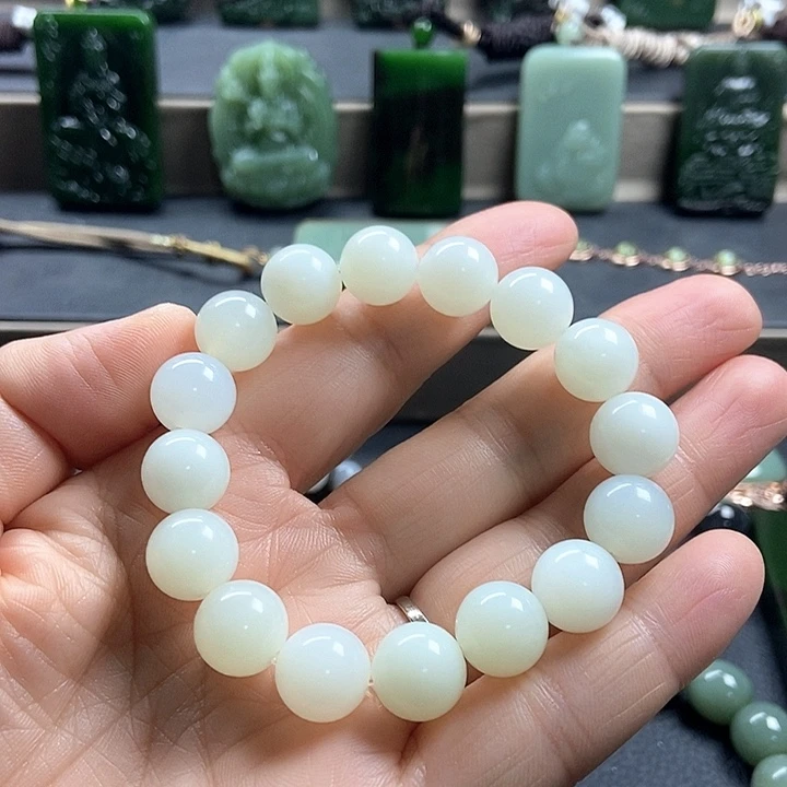 和田玉（糖玉）未镶嵌手链