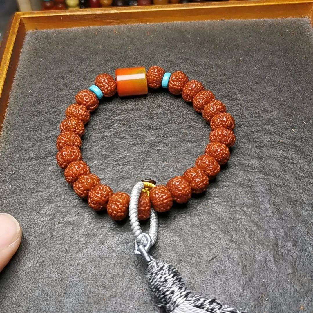 金刚菩提吊坠半**间1111111111111