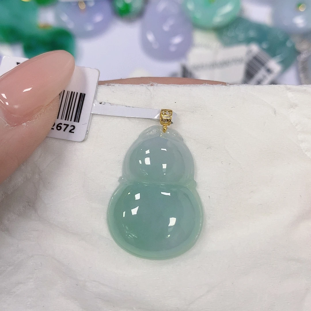 翡翠18K金镶嵌颈饰天然翡翠a货 百元以上9米证书费自理