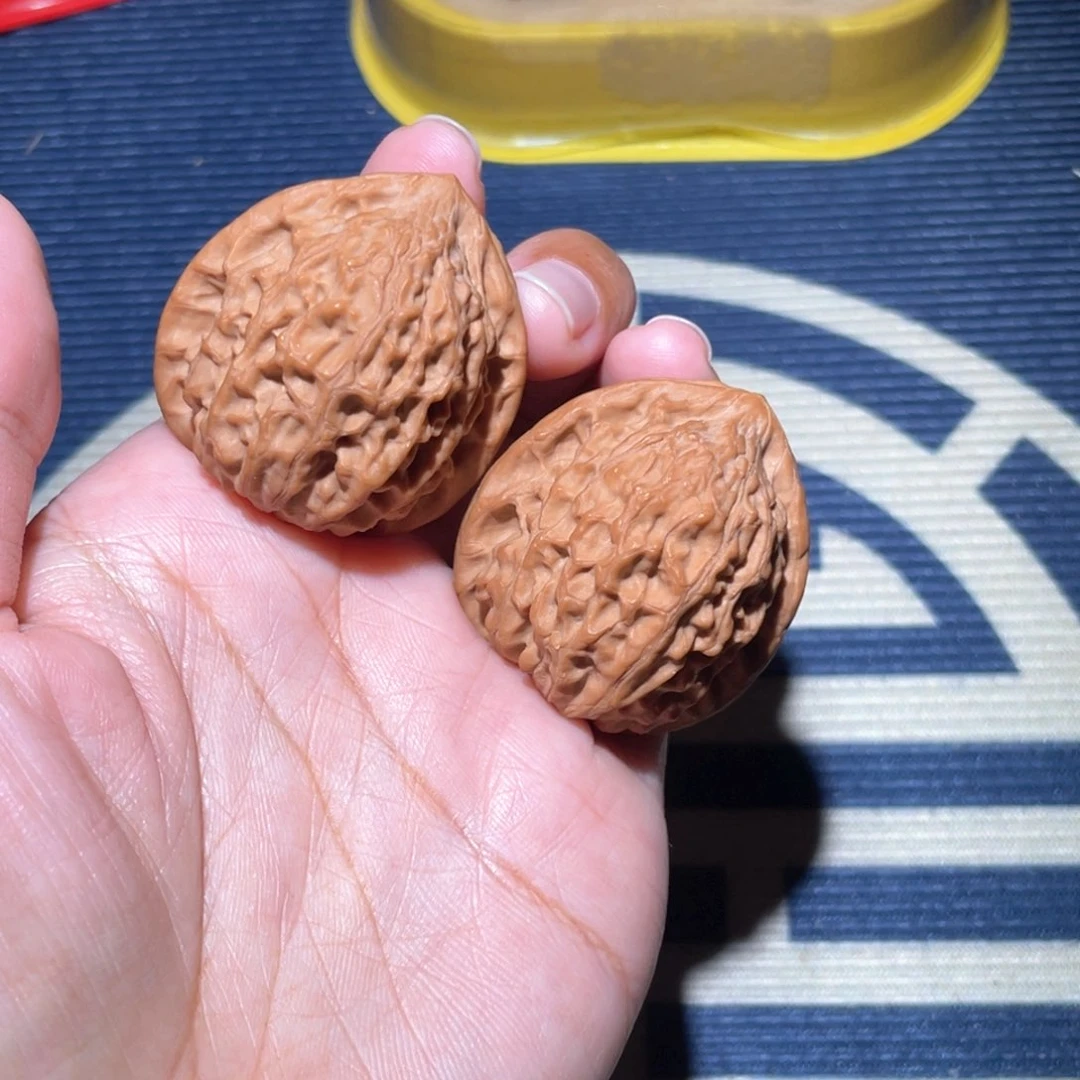 文玩核桃吊坠葫*娃金牛37