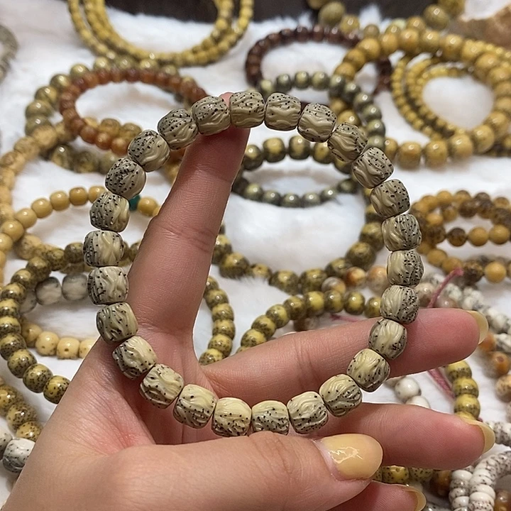 。***。吊坠星月菩提海南