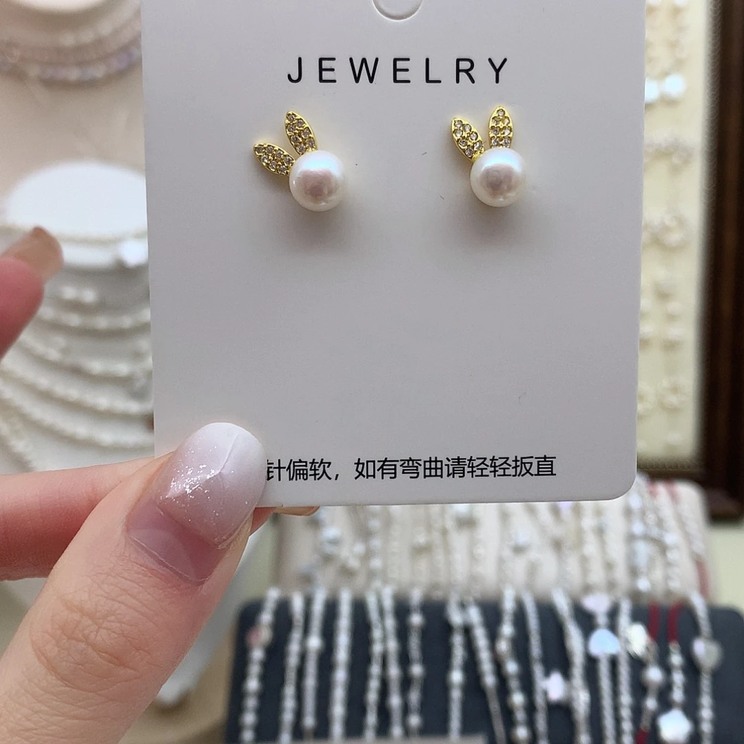 未镶嵌耳饰淡水珍珠