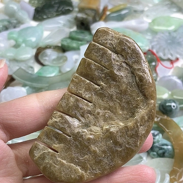 翡翠未镶嵌颈饰天然翡翠24