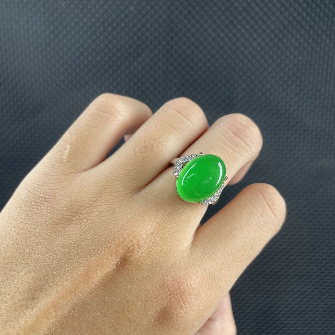 【小哥严选】c648绿蛋面戒指妈妈时尚百搭女款F
