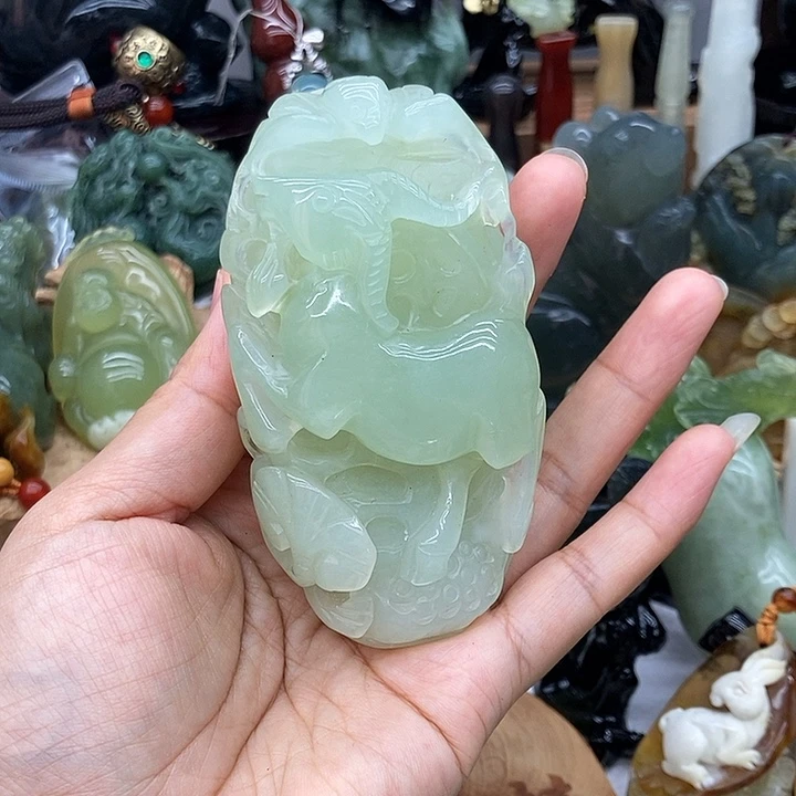 岫玉未镶嵌手把件