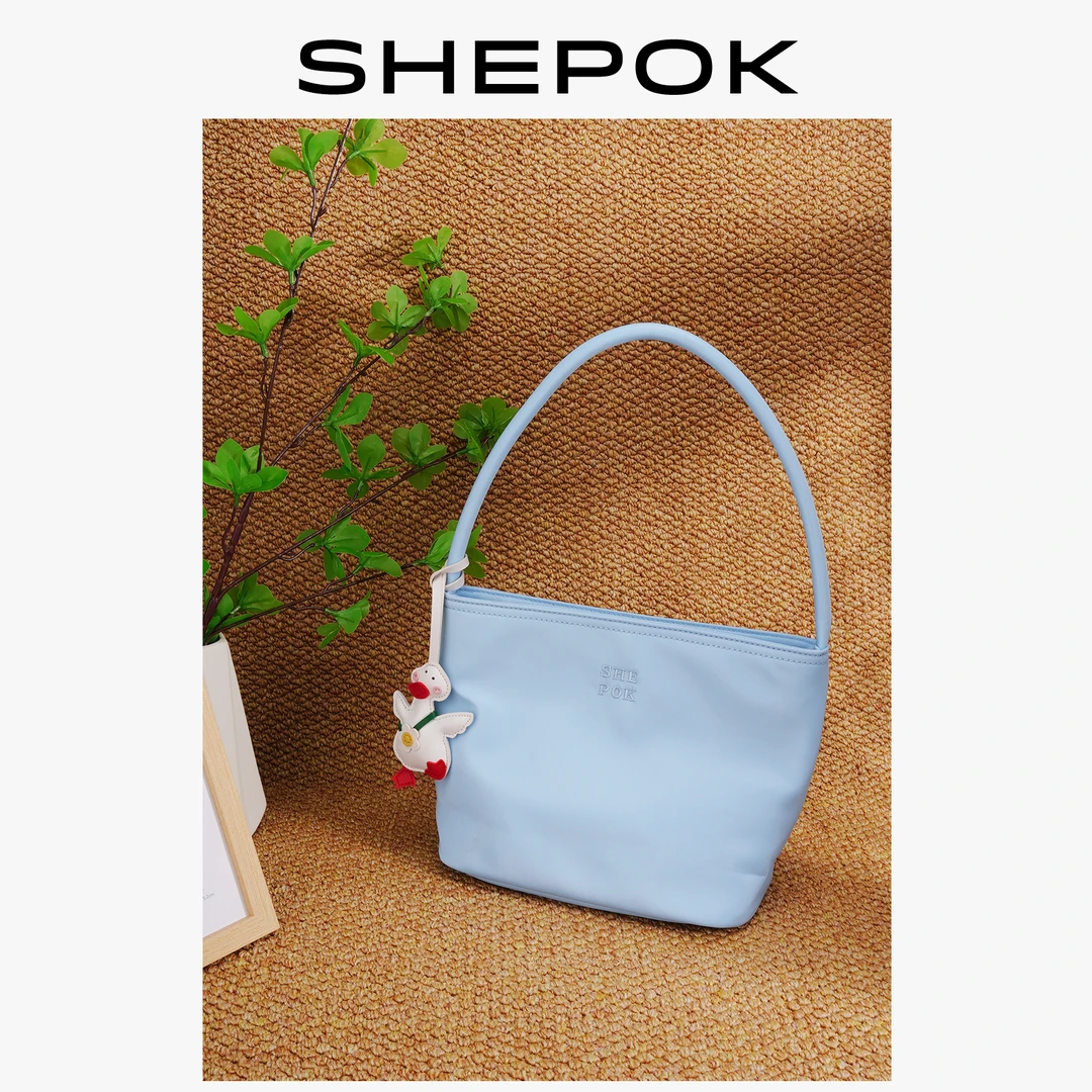 西泊克夏季新款包包多巴胺托特包时尚防水手提包腋下单肩水桶包