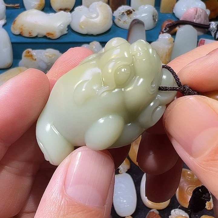 和田玉未镶嵌吊坠(不含链)