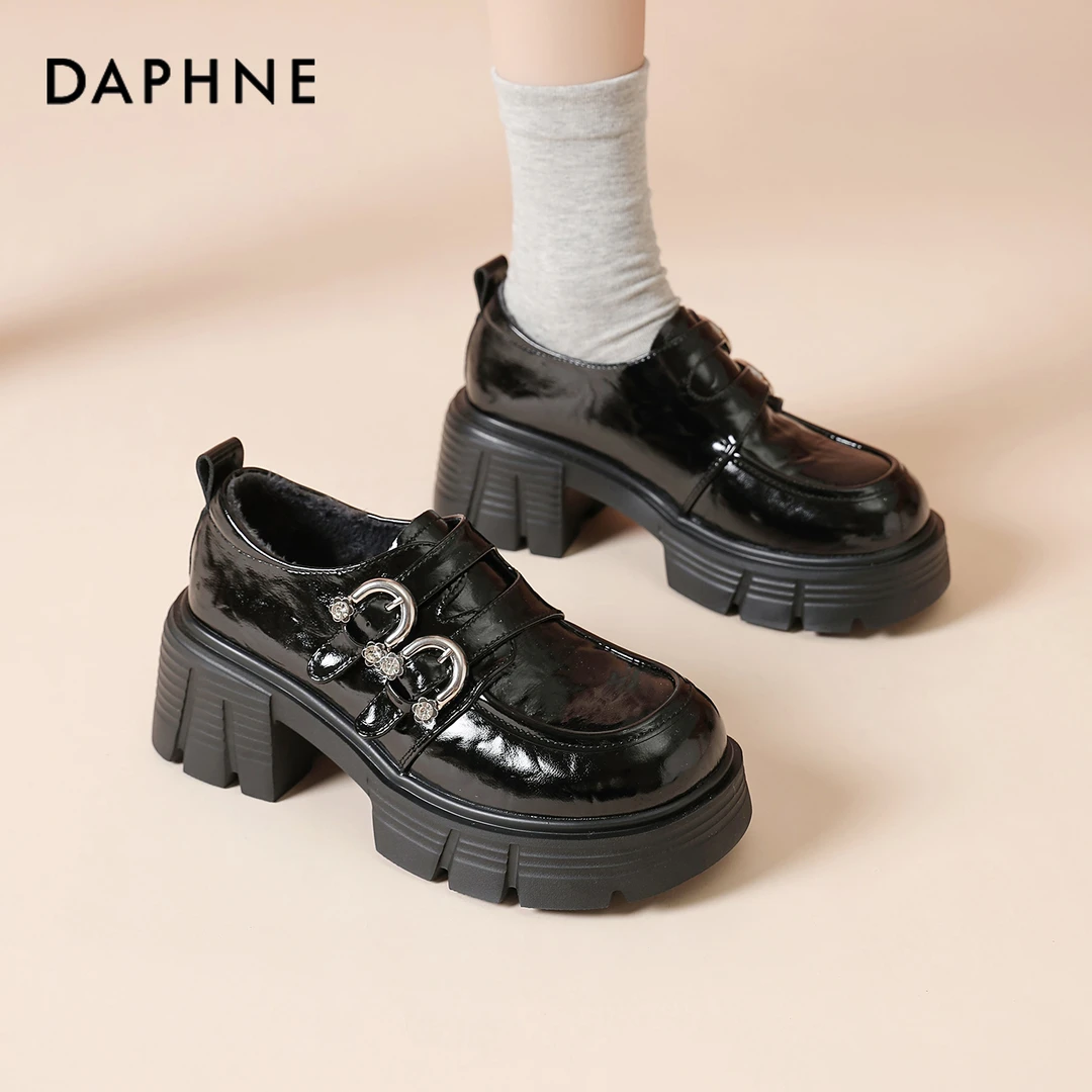 达芙妮黑色乐福鞋女款冬季2025新款厚底英伦小皮鞋加绒保暖学院风