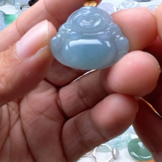 翡翠未镶嵌颈饰翡翠天空蓝佛公