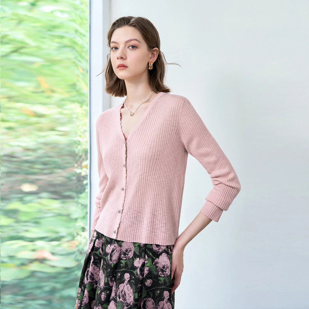 颜域碎花半身裙套装女2025早春新款穿搭一整套针织开衫上衣两件套