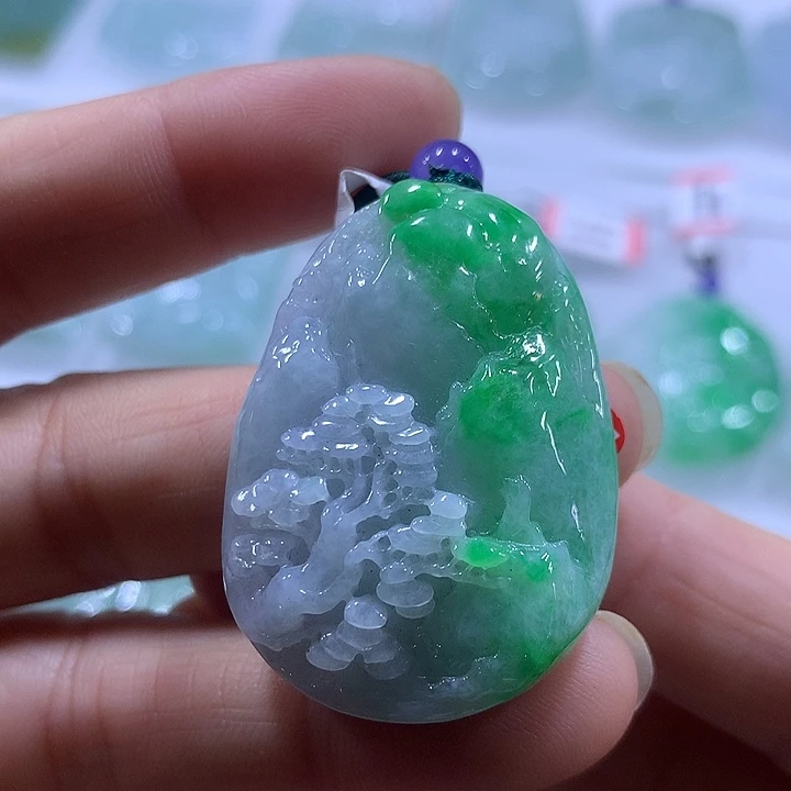 翡翠未镶嵌颈饰天然翡翠吊坠A货