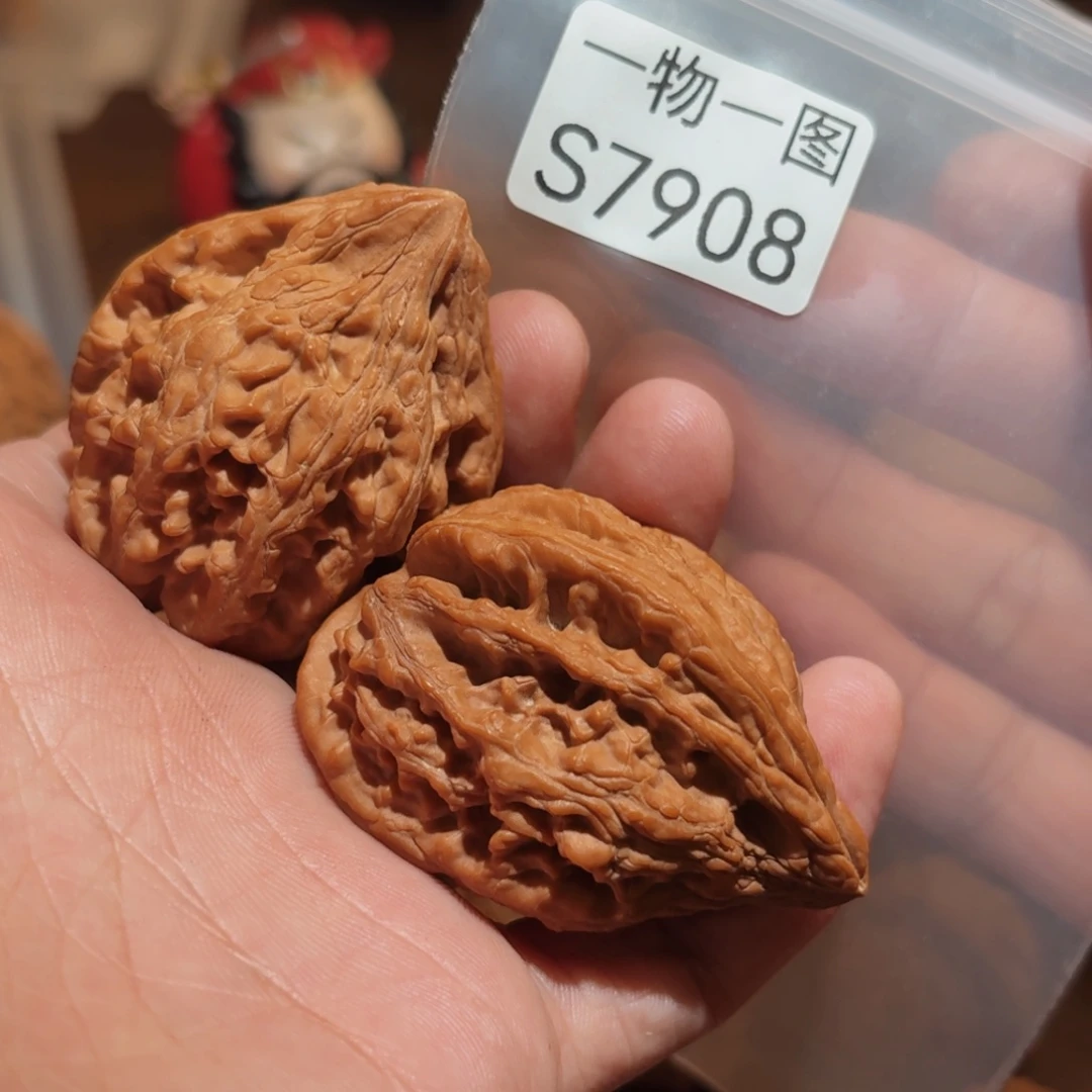 吊坠文玩核桃大故事