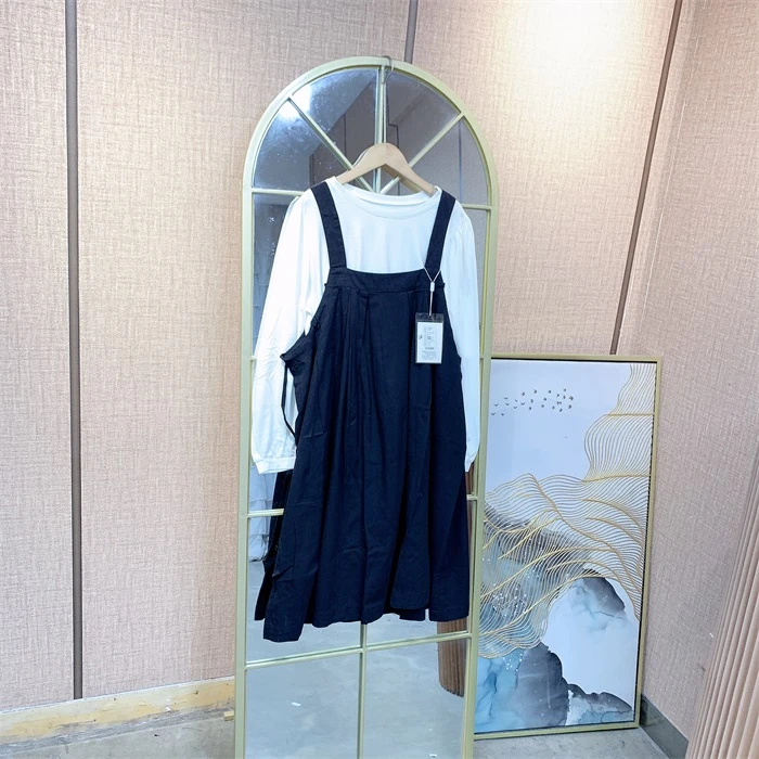 YM15白衣黑裙孕妇两件套110-150