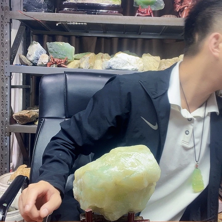 八***军未镶嵌蛇纹石玉珠宝奇石109