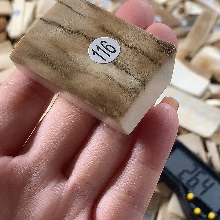 暖***色泥塑不打孔联系客服