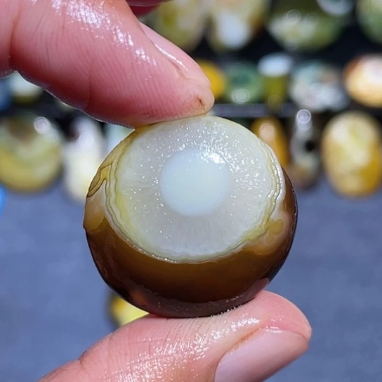 【闪购商品】未镶嵌玛瑙/玉髓珠宝奇石