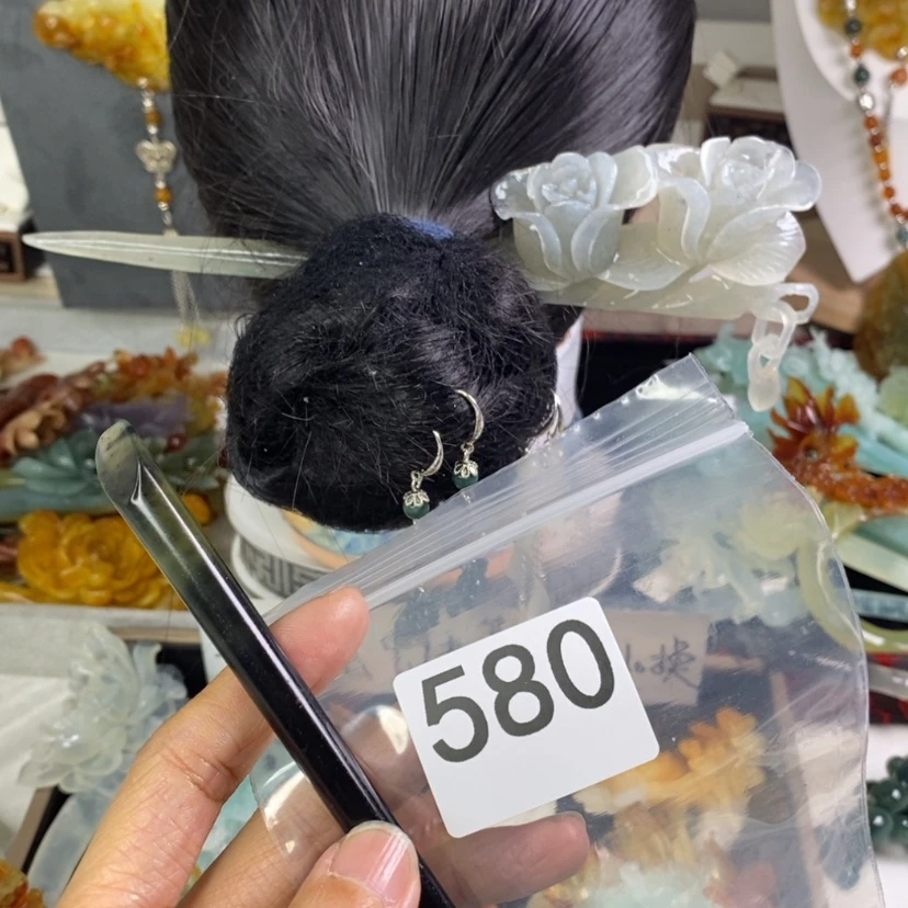 【闪购商品】岫玉发饰未镶嵌肉***鱼发簪