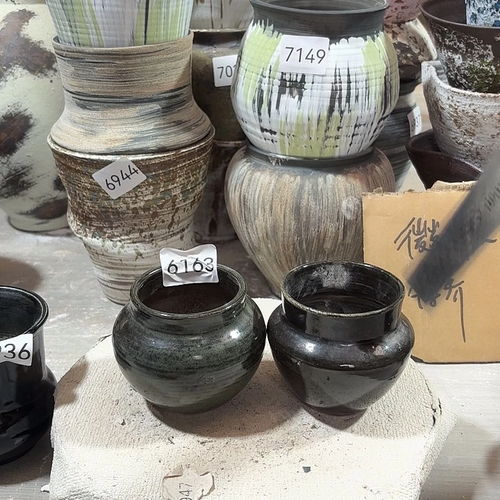 摆件高9，口7，有孔，6163