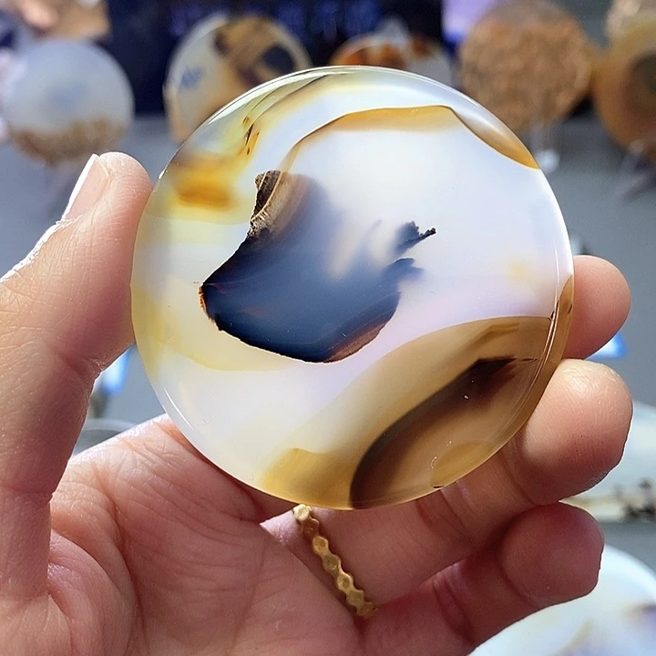 玛瑙/玉髓未镶嵌珠宝半成品