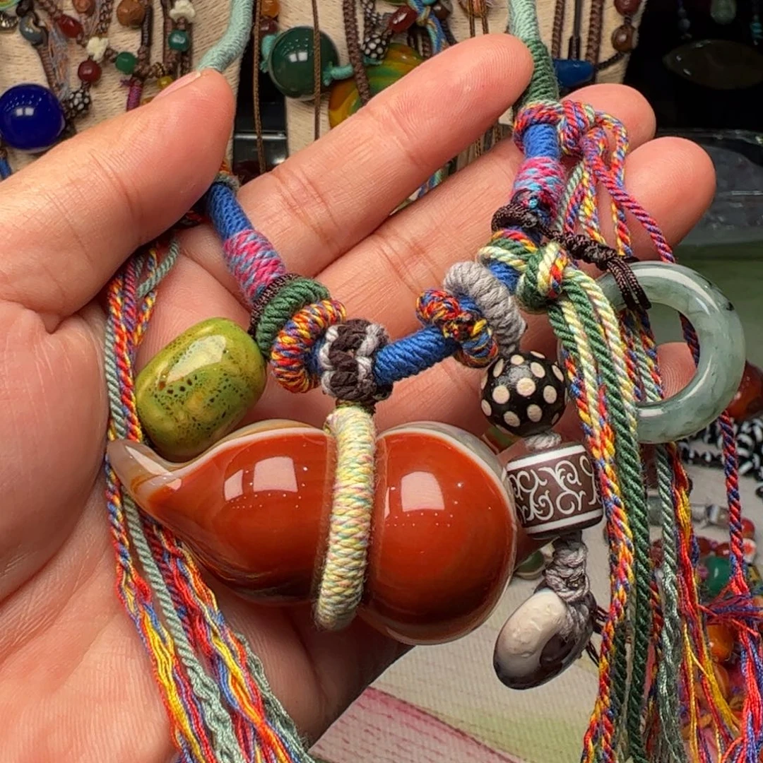 玛瑙/玉髓颈饰未镶嵌