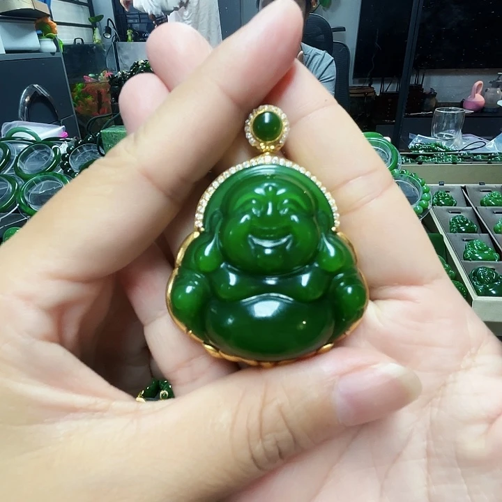 和田玉（碧玉）18K金镶嵌颈饰