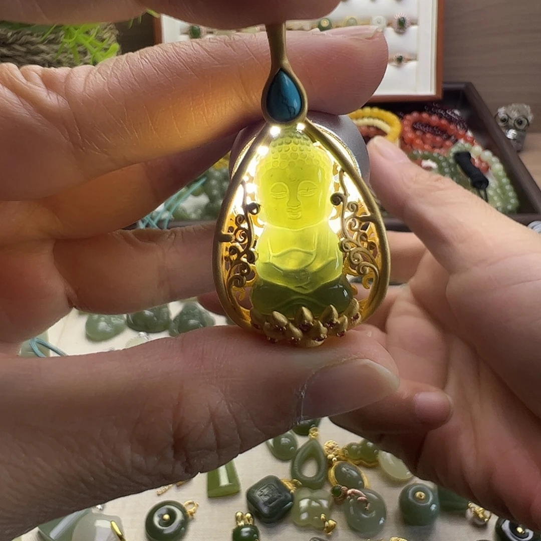 和田玉银S925镶嵌颈饰吊坠