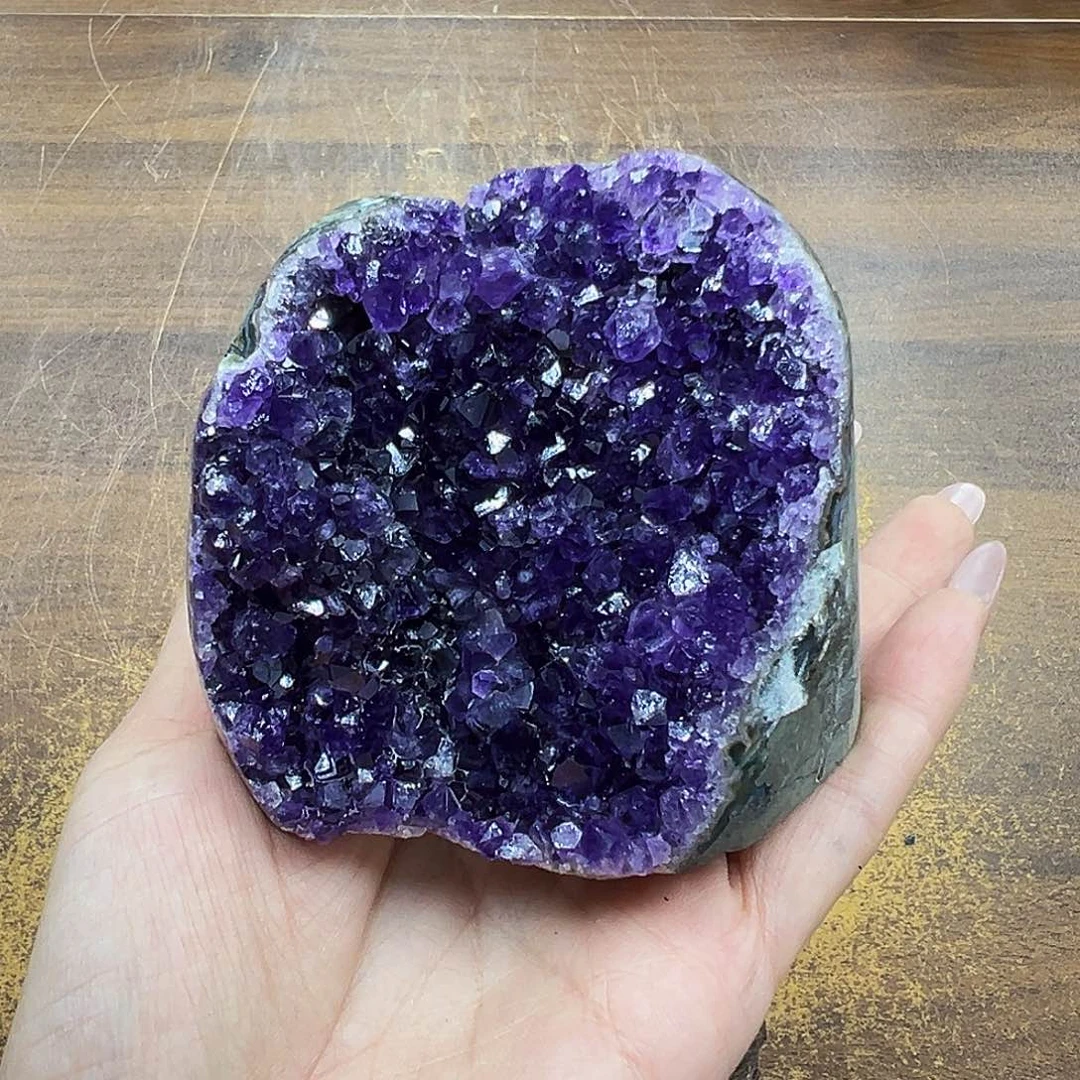 紫晶摆件未镶嵌晶体