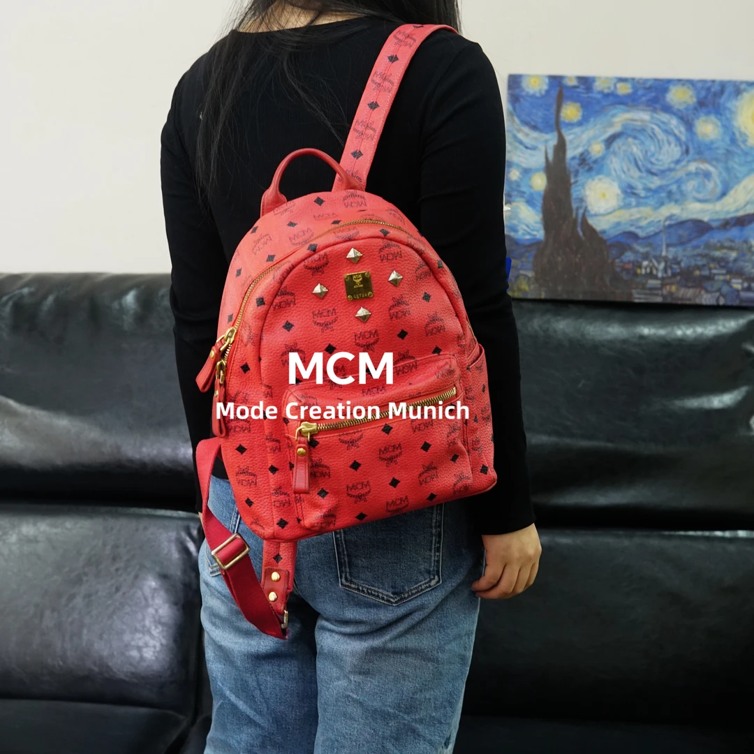 95新 MCM 红色双肩包/HD02509009/9009