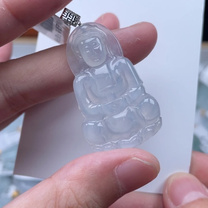 翡翠18K金镶嵌颈饰真*观音