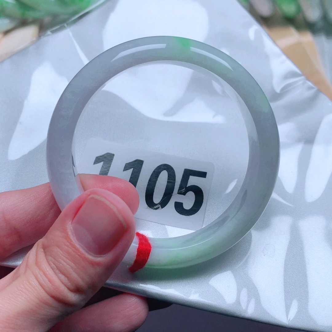 翡翠手镯未镶嵌翡翠手镯1105