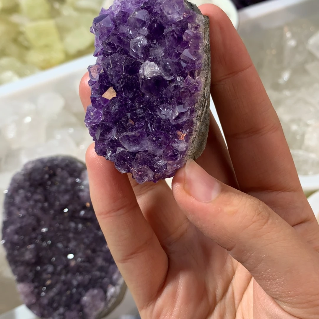 大***达未镶嵌水晶珠宝半成品天然