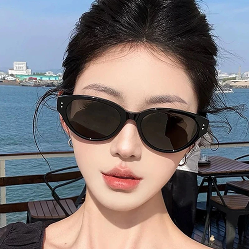 韩系猫眼墨镜女款防紫外线防晒方圆脸显瘦太阳眼镜拍照时髦凹造型