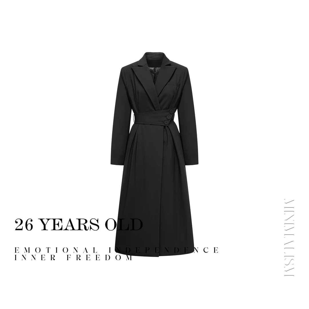 26YEARSOLD黑色修身腰封时尚气质收腰显瘦长款风衣式羽绒服7717