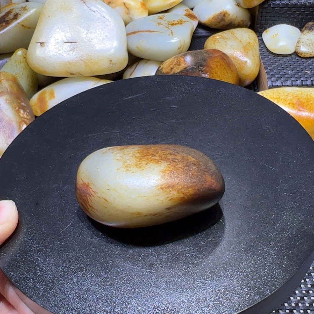 和田玉（子料）未镶嵌颈饰60克