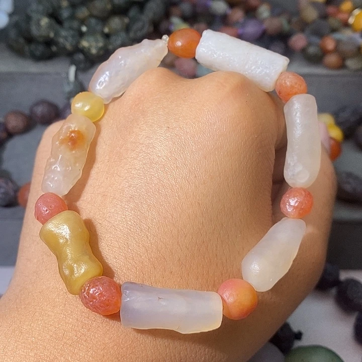 未镶嵌玛瑙/玉髓珠宝奇石