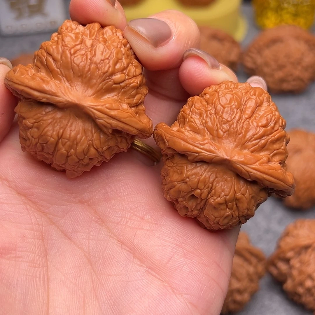 把件文玩核桃好****安毕业精品精配血麒麟42尺寸