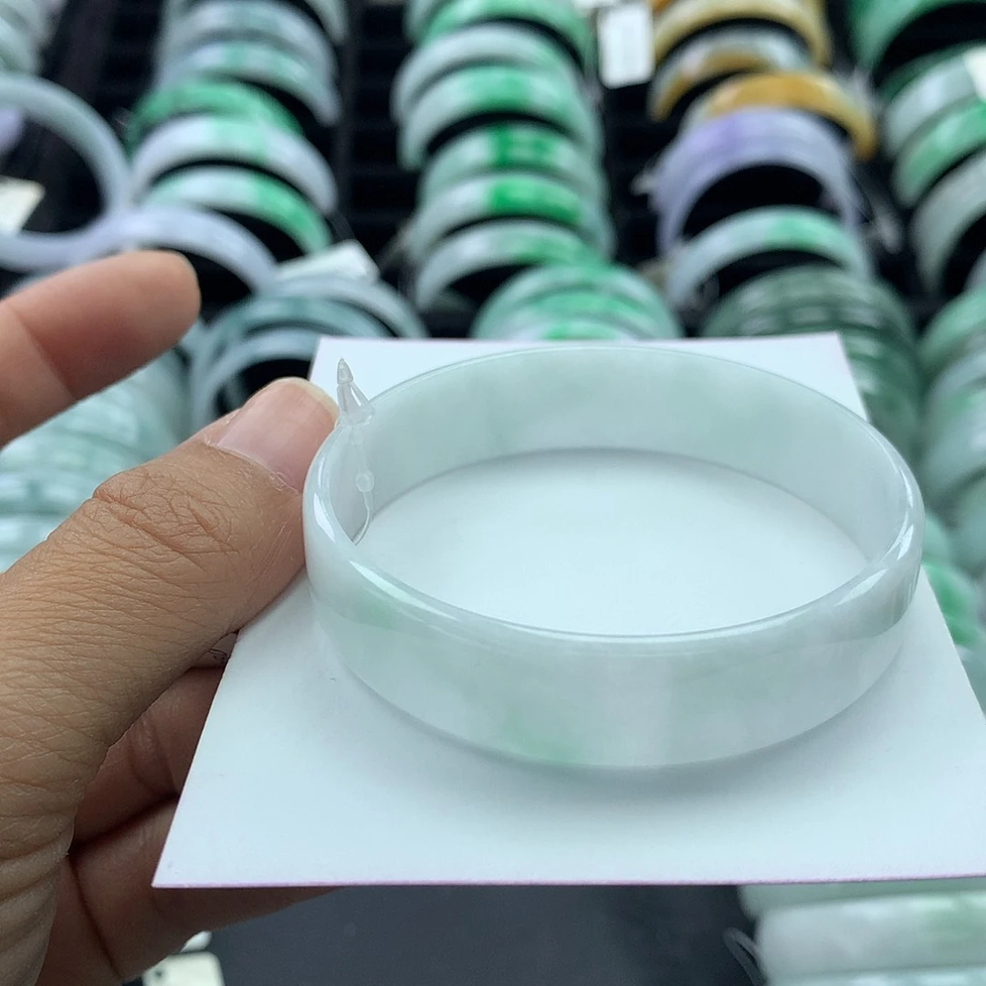 未镶嵌手镯翡翠公主方55