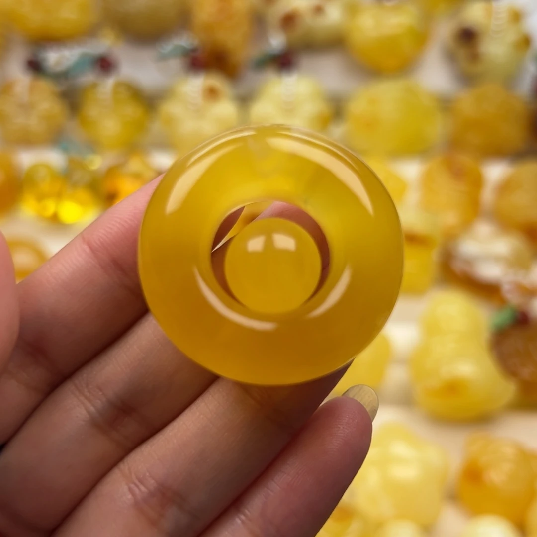蜜蜡未镶嵌颈饰母子扣