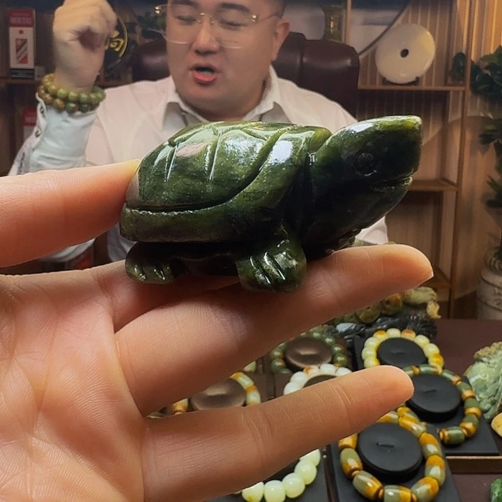 蛇纹石玉手串未镶嵌