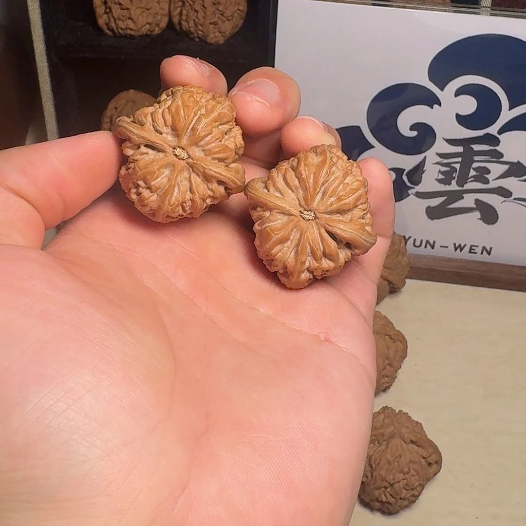 吊坠文玩核桃小粗筋