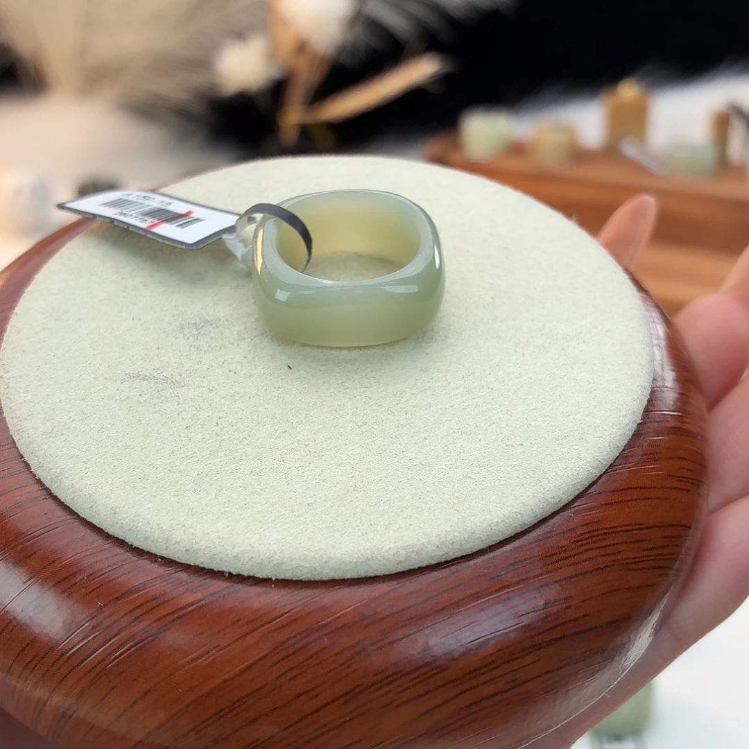 和田玉未镶嵌戒指浅水方圆17.09j223