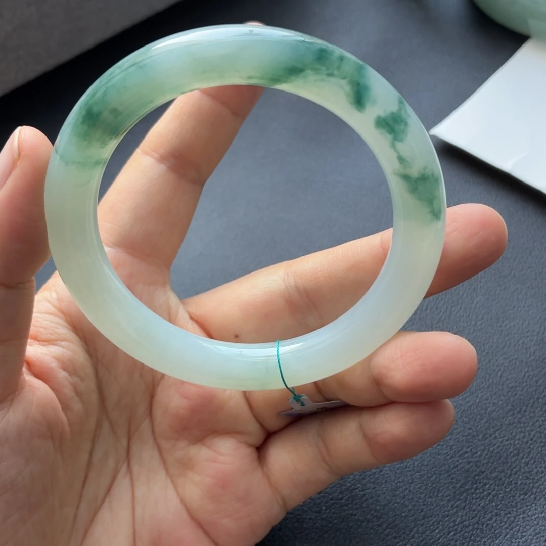 翡翠未镶嵌手镯天然